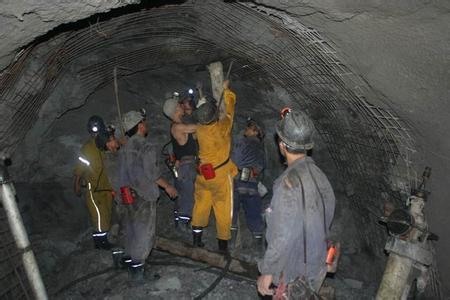 纳雍工程爆破中的危险因素分析以及应对工程爆破危险的措施